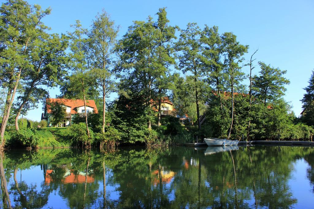 Mueritzparadies - Feriendorf Alte Fahrt Rechlin Luaran gambar