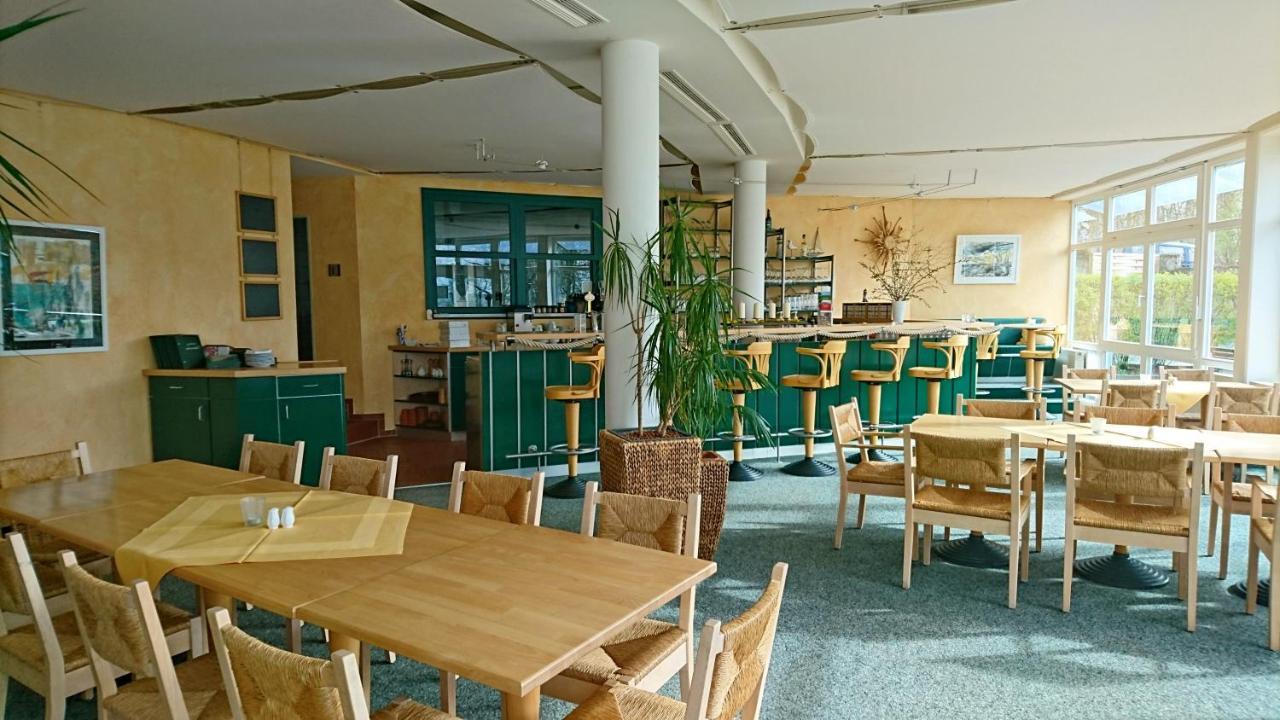 Mueritzparadies - Feriendorf Alte Fahrt Rechlin Luaran gambar